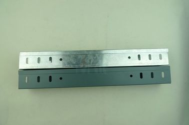 Powder Coated Slotted Steel Gi Kabel Trunking Custom Size Trunking Kabel Tray