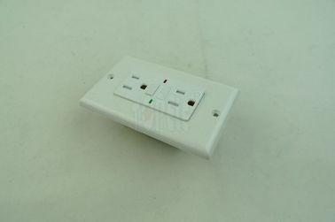 125V Resistant Tamper Commercial Duplex GFCI Receptacles dengan lampu indikator LED
