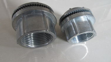 1/2&quot; sampai 4&quot; Insulated Zinc Die Cast Threaded Rigid Threaded Watertight Hub Connector Fittings