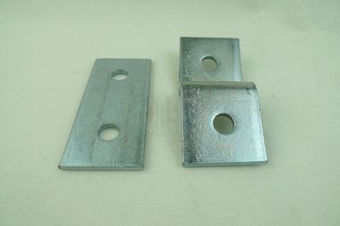 Plat baja Galvanized Strut Channel Connecting Fitting Unistrut Channel Splice / Angle Fittings ISO
