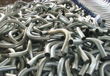 UL Terdaftar 90 derajat EMT Saluran Dan Fittings Pre-galvanized Baja EMT Saluran siku