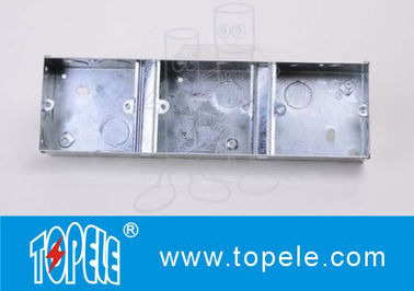 Langit-langit logam Outdoor Outlet Box Cover 1 + 1 + 1 Gang conduit