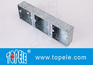 Langit-langit logam Outdoor Outlet Box Cover 1 + 1 + 1 Gang conduit