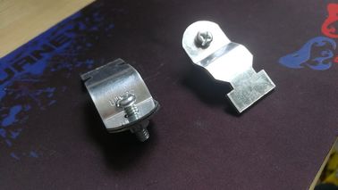 UL Standar Galvanized Strut Channel Clamp Diproduksi Untuk EMT Dan Saluran Listrik Tepat