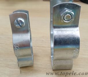 Dukungan Pipa Galvanis BS4568 GI Conduit Hanger Untuk Kontruksi Listrik