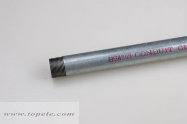 Hot Dip Galvanized Steel BS4568 Saluran Kelas 4 GI Pipe Dengan Kopling Dan Tutup Perlindungan