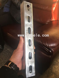 Hot Dip Galvanized Steel Slotted Unistrut Channel Untuk Mendukung Saluran 41X 41MM