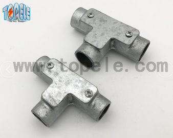 BS Saluran Dan Fittings Of Malleable Besi 3 Way Channel Inspeksi Tee Junction Box