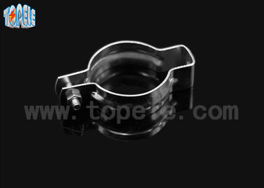 Hanger EMT Saluran Dan Fittings, Fittings kompresi kaku dengan baut dan kacang