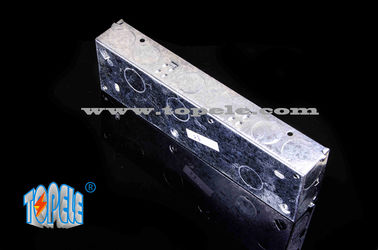 Metal Ceiling Saluran Tembok Kotak Listrik Dan Tutup 1+1+1 Gang